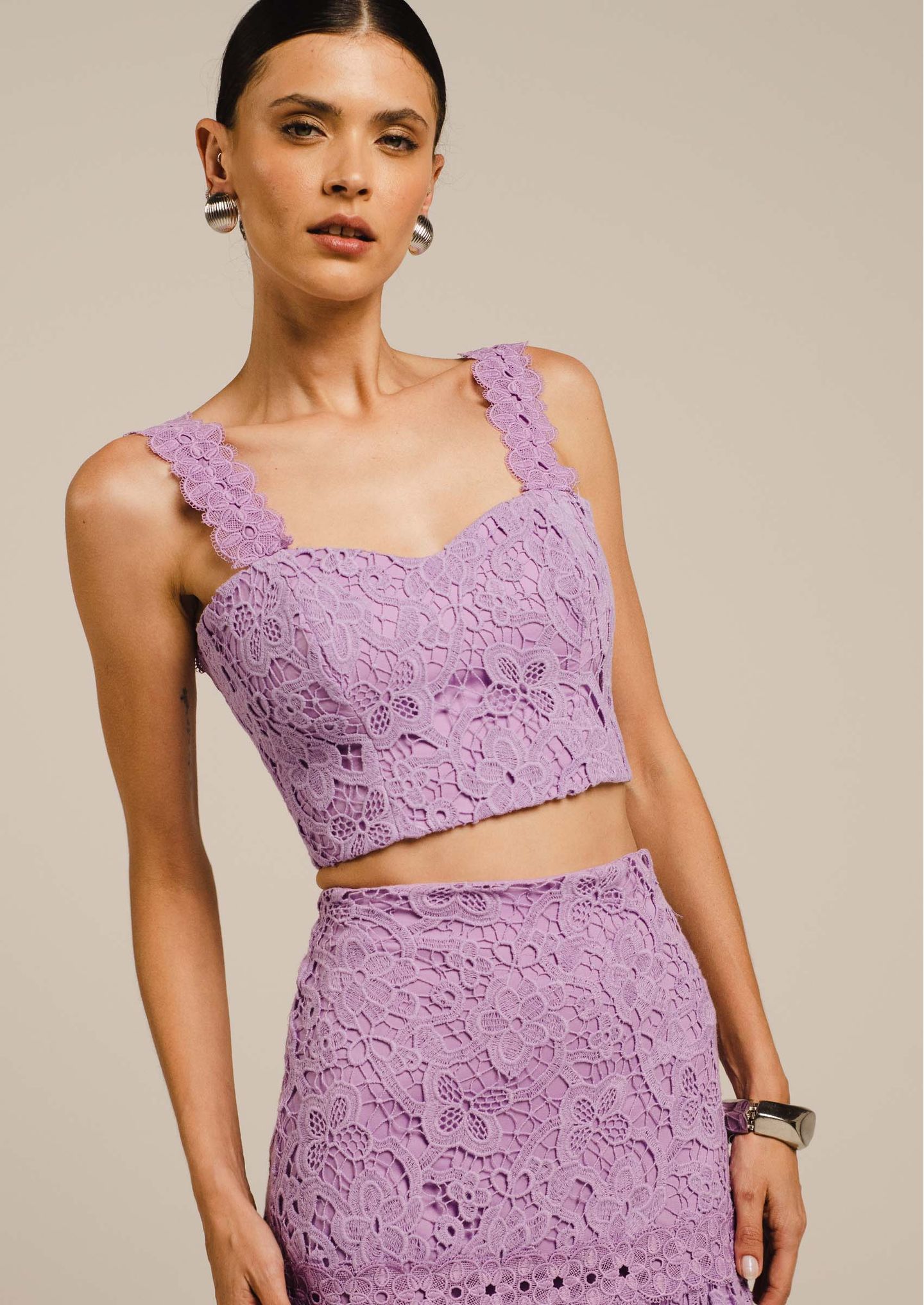 Cropped Renda Guipir sem Barra Rendada Fiorenza Lilas | FastStore PDP